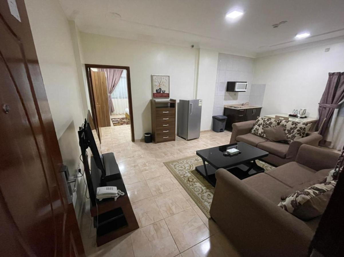 Enwan Suites Hotel Al Al Jubail Esterno foto